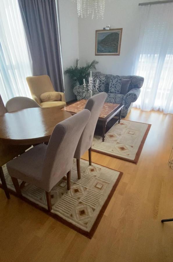 Hotel Ideall Podgorica Extérieur photo