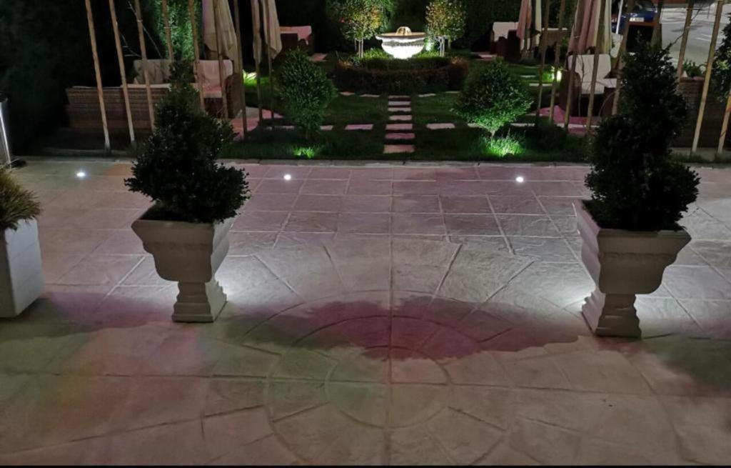 Hotel Ideall Podgorica Extérieur photo