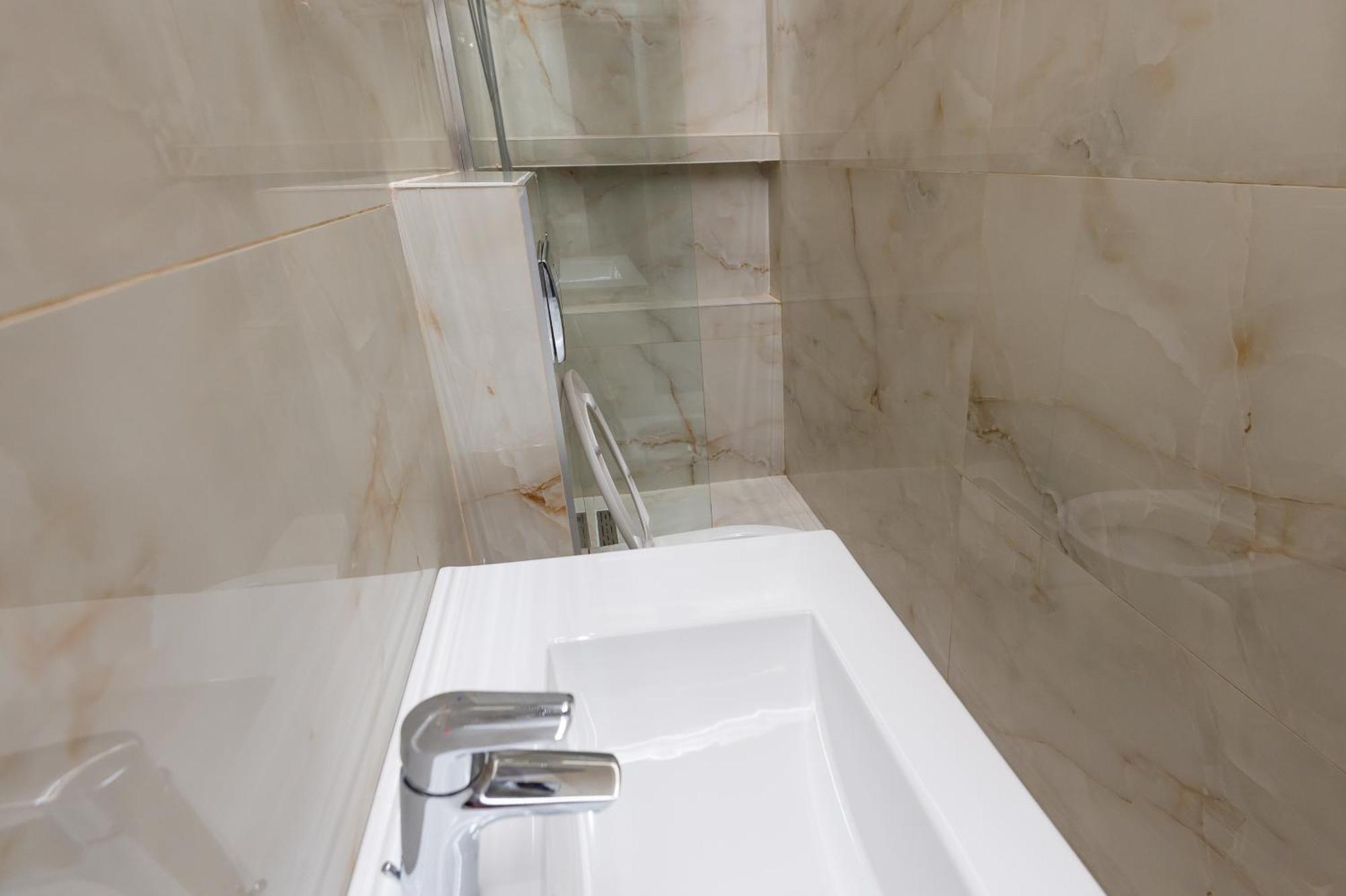 Hotel Ideall Podgorica Extérieur photo