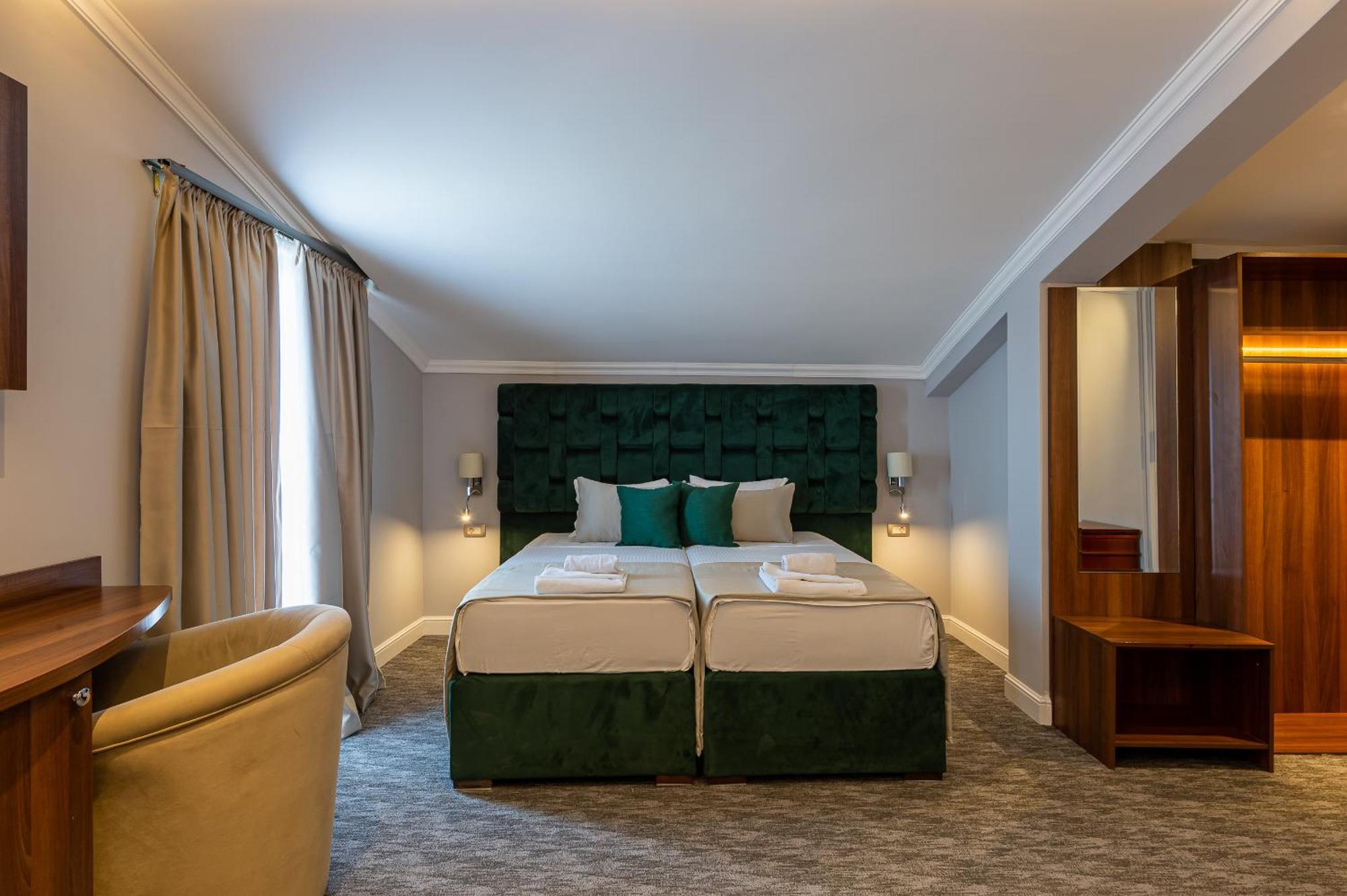 Hotel Ideall Podgorica Extérieur photo