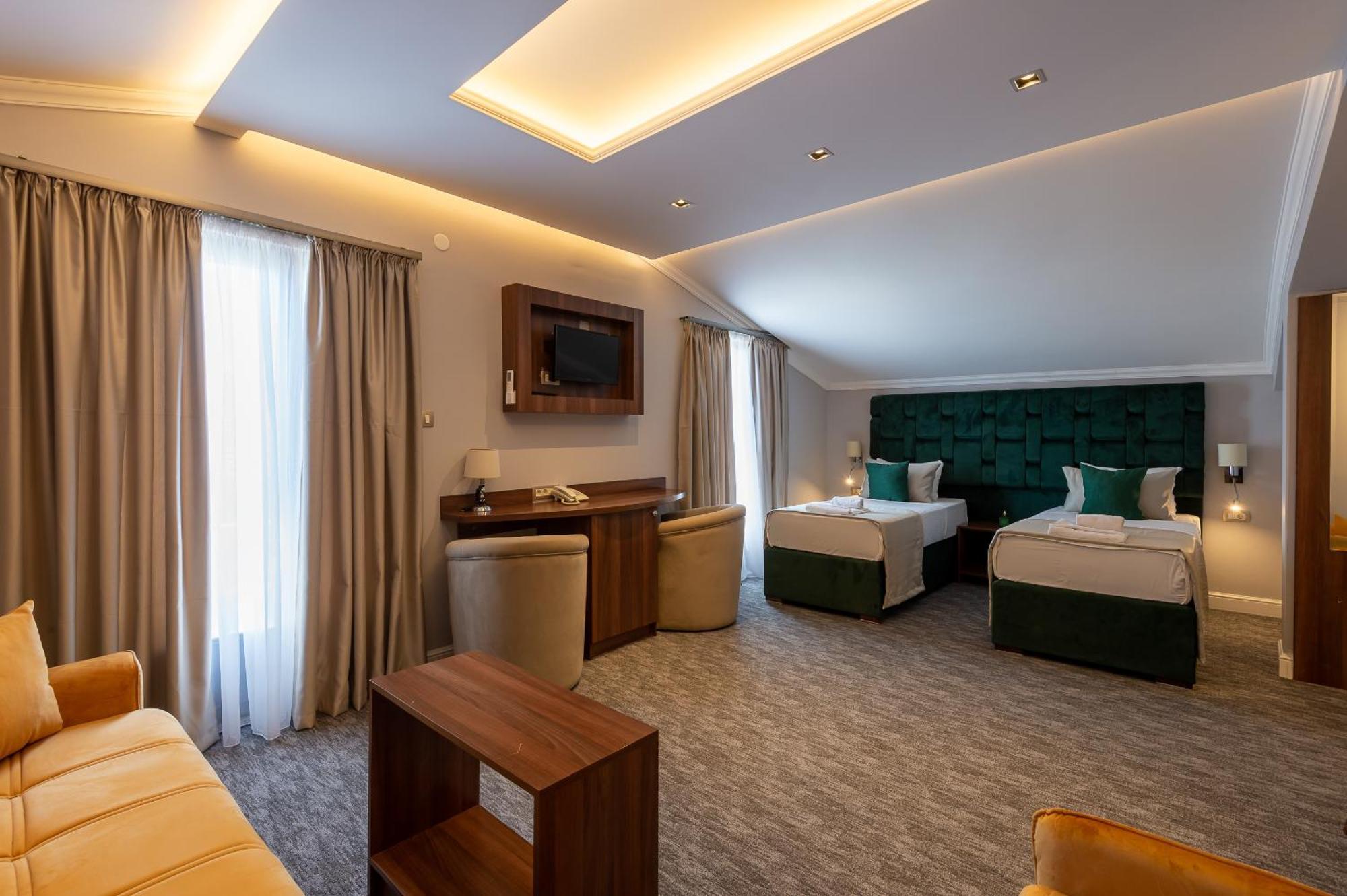 Hotel Ideall Podgorica Extérieur photo