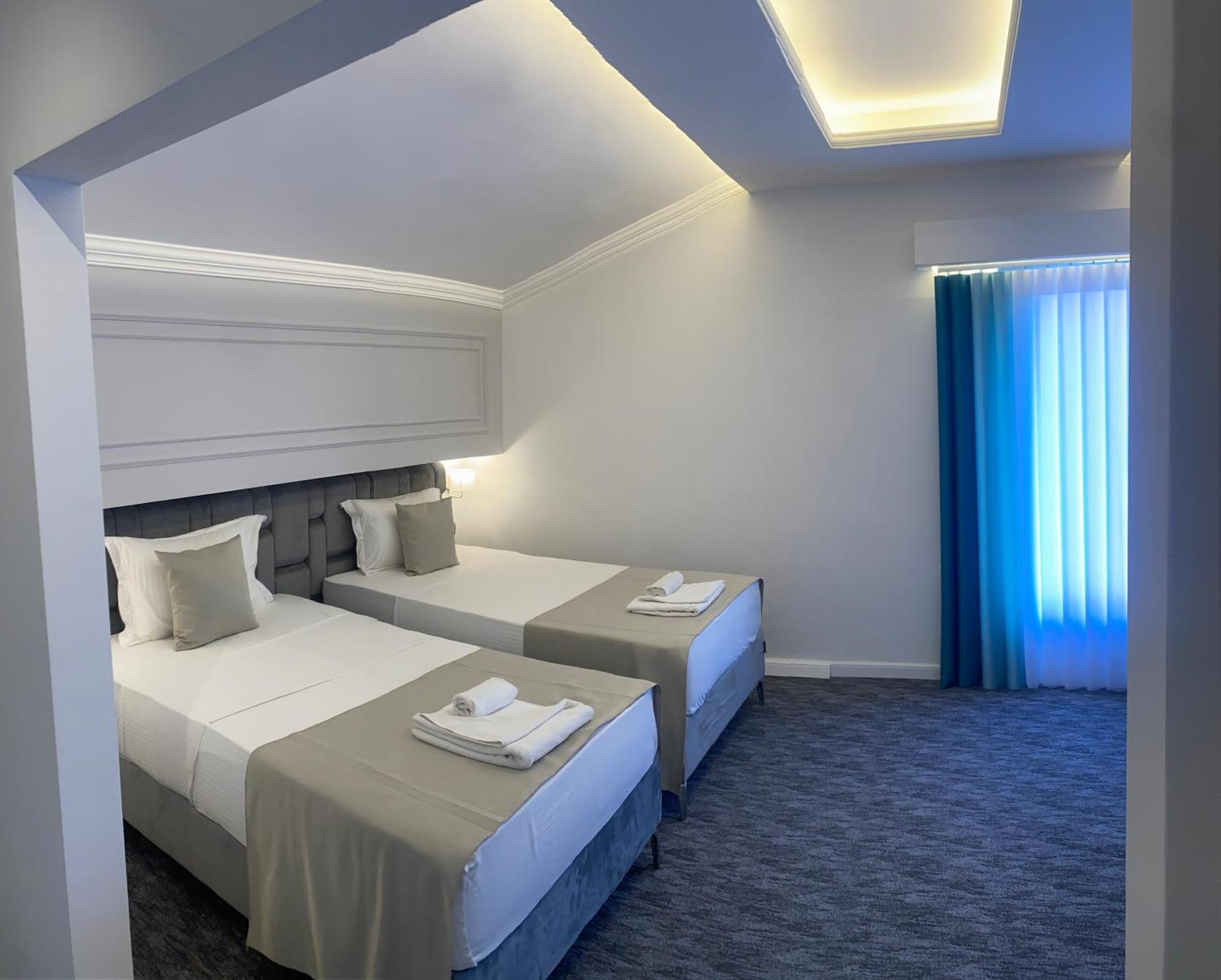 Hotel Ideall Podgorica Extérieur photo