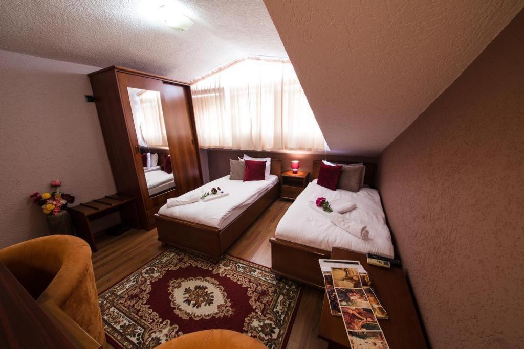 Hotel Ideall Podgorica Extérieur photo