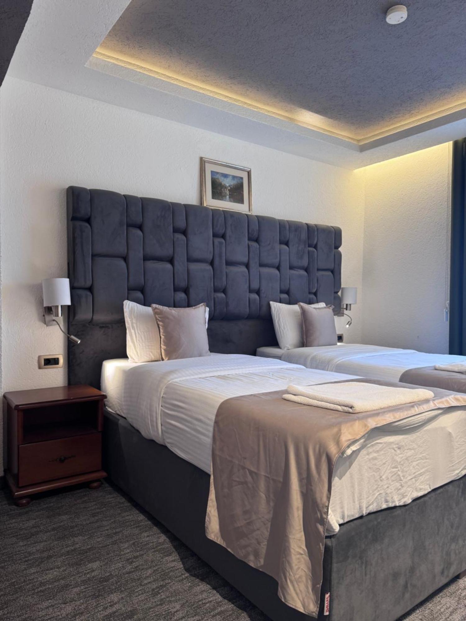 Hotel Ideall Podgorica Extérieur photo