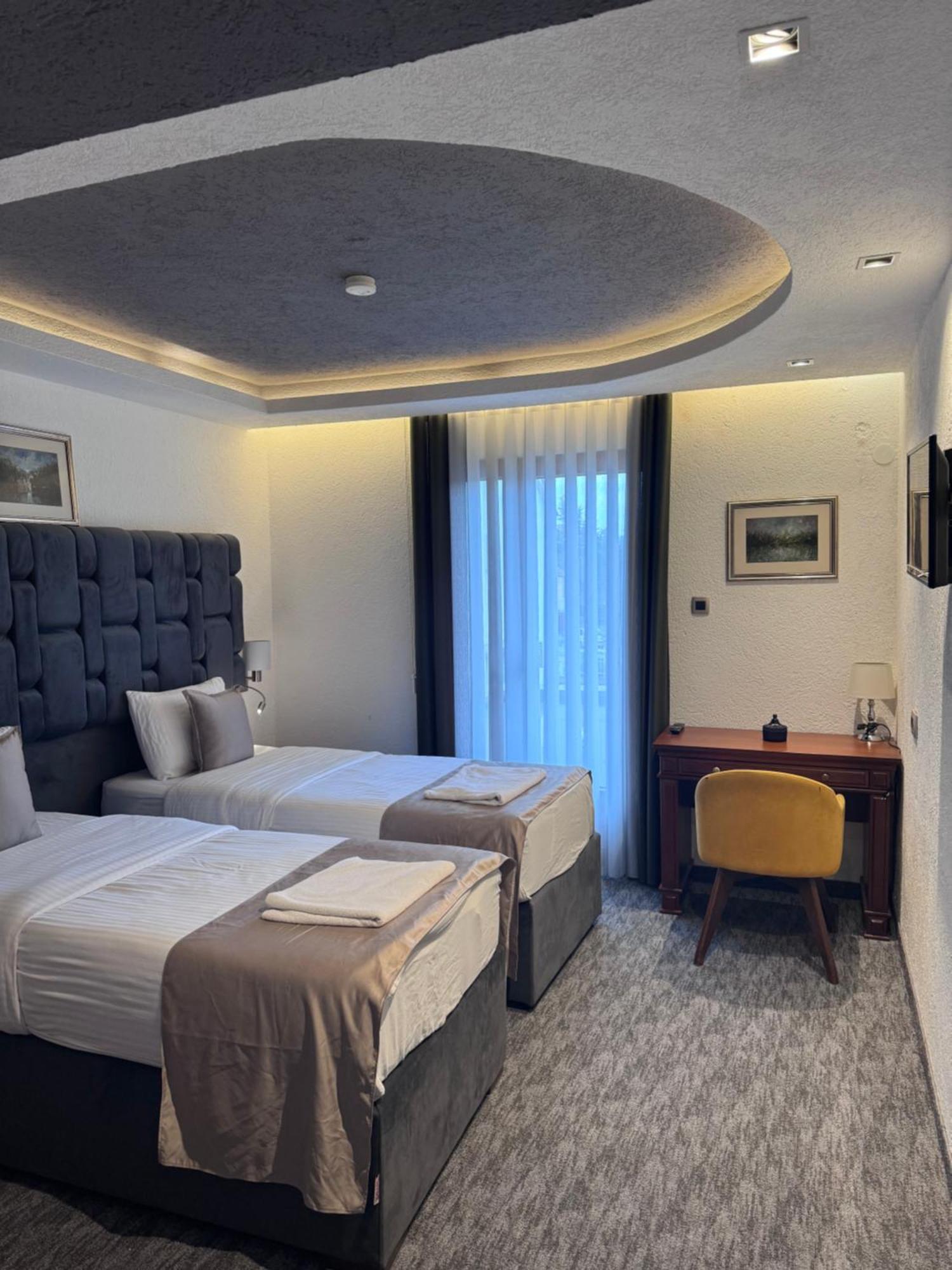 Hotel Ideall Podgorica Extérieur photo